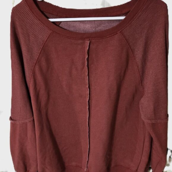 Womens long sleeve Burgundy Sweater small exposed seam unfinished look - Picture 4 of 6